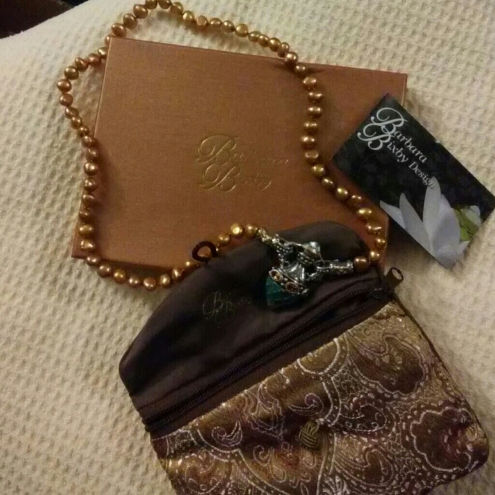 ⬜Barbara Bixby pearl and sterling necklace